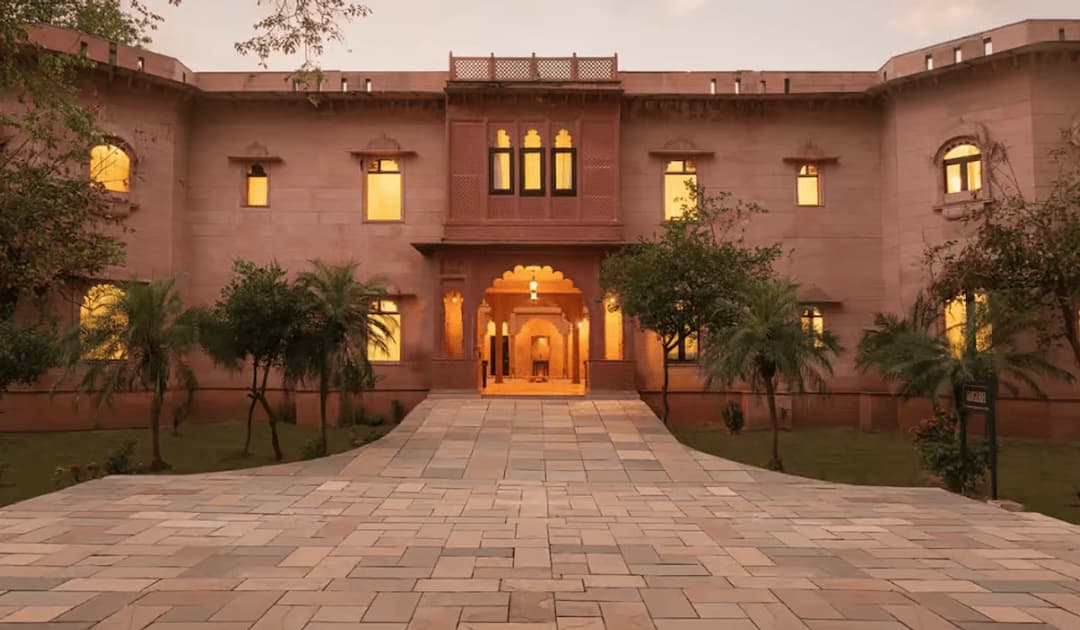 jüSTa Alwarbagh Resort & Convention Centre