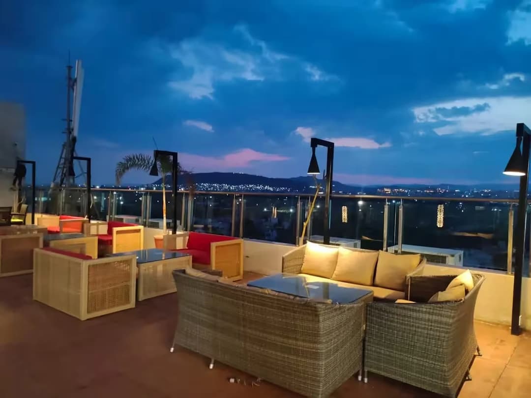 Mathara - The Heights